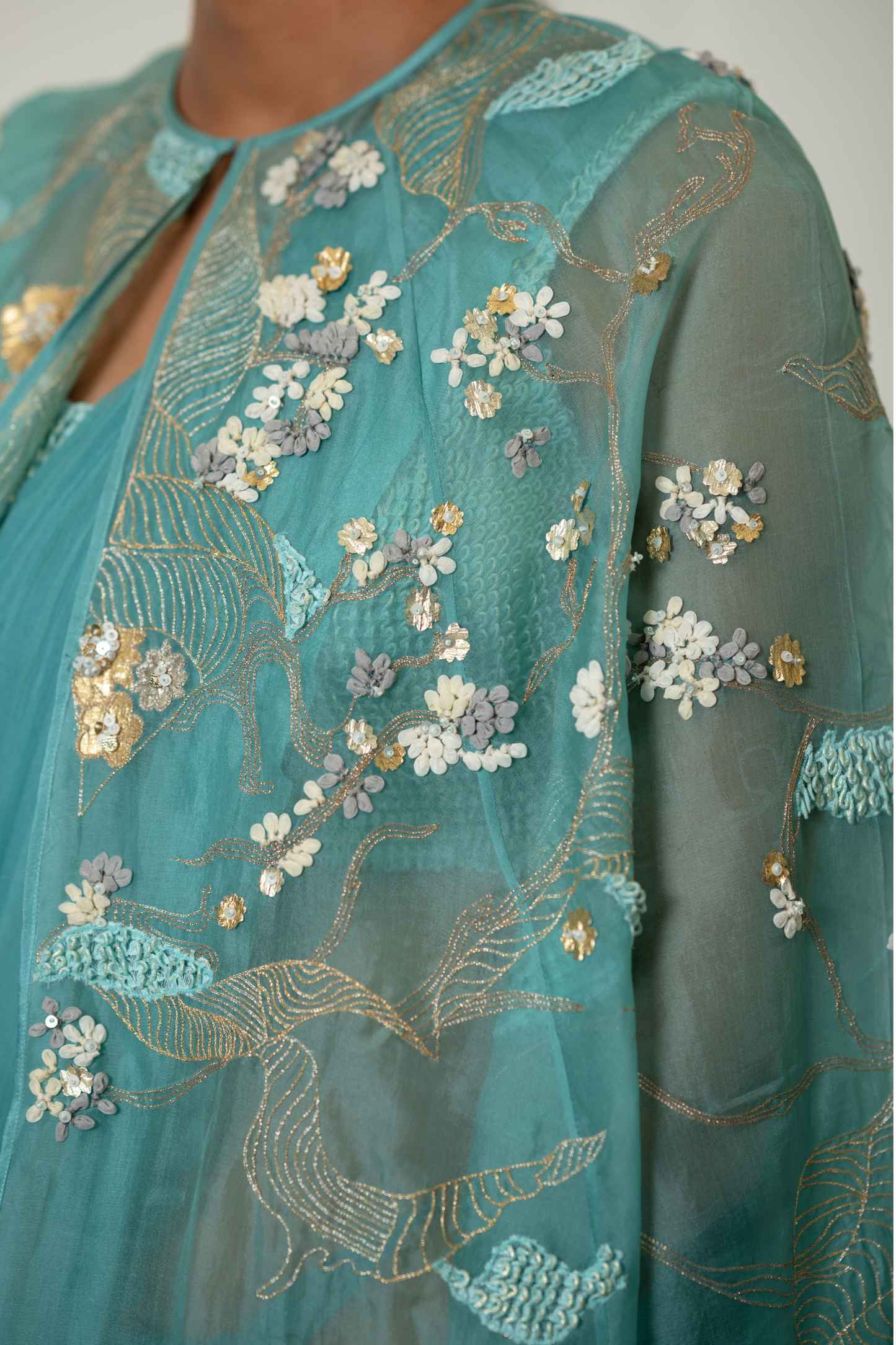 FLEETING PETALS